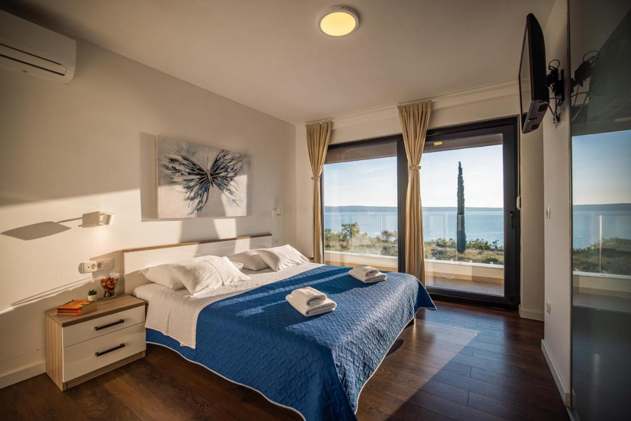 Royal Promons - Heated Pool Villa Starigrad Paklenica Exterior photo