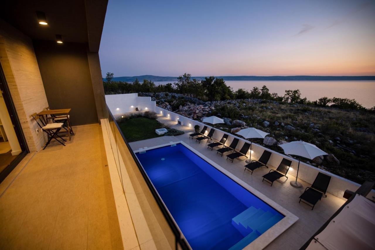 Royal Promons - Heated Pool Villa Starigrad Paklenica Exterior photo